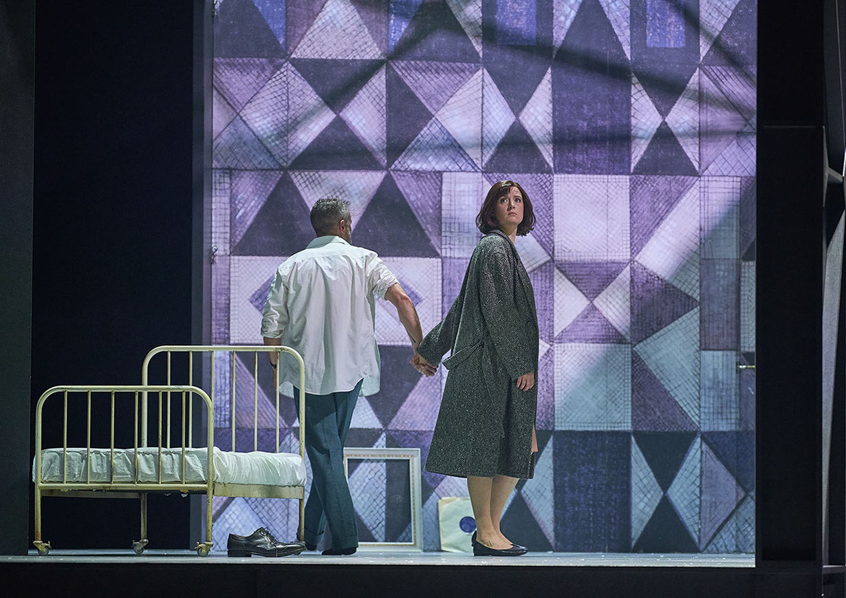 Am Ende Licht, Simon Stephens, Stuttgart, Regie Elmar Goerden, Bühne Merlo/Stengl, Katharina Hauter, Sebastian Röhrle, Foto Katrin Ribbe