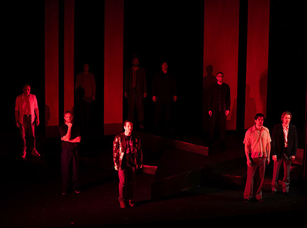 Am Ende Licht, S. Stephens, Regie E. Goerden, Merlo/Stengl, Rodewald, Dörr, Meguid, Röhrle, Hauter, Mühlenweg, Massafra, Krappatsch, Foto Ribbe