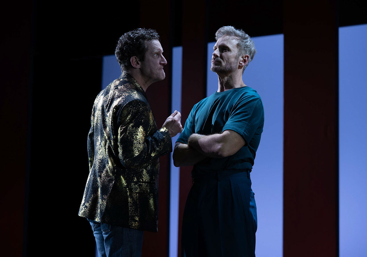 Am Ende Licht, S. Stephens, Regie E. Goerden, Merlo/Stengl, Rodewald, Dörr, Meguid, Röhrle, Hauter, Mühlenweg, Massafra, Krappatsch, Foto Ribbe