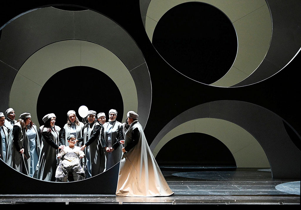 Fierabras, Schubert, Konzerttheater Bern, Elmar Goerden, Mario Venzago, Merlo/Stengl, Kirchleitner, Chor, Foto Dorendorf