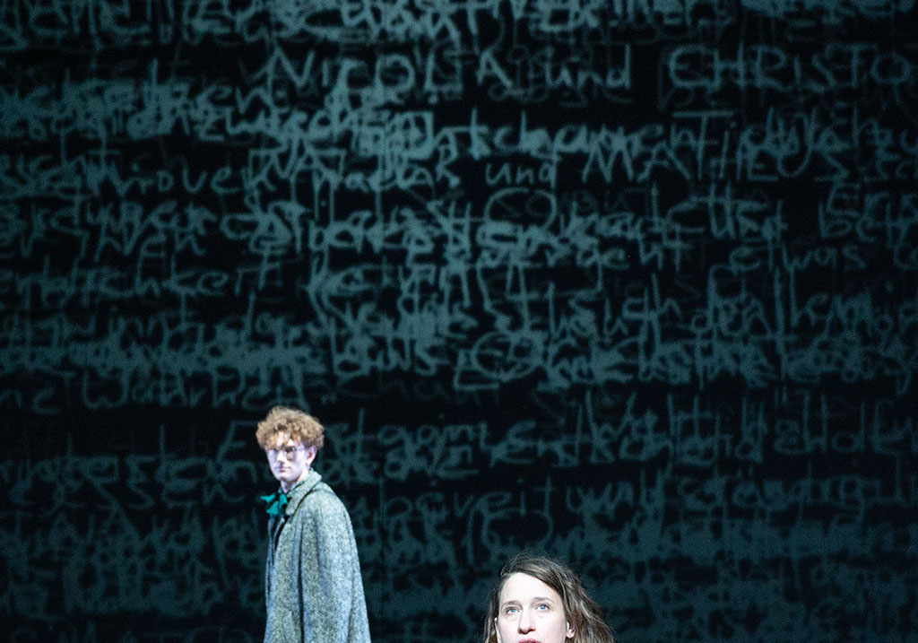 Am Ende Licht, S. Stephens, Regie E. Goerden, Merlo/Stengl, Rodewald, Dörr, Meguid, Röhrle, Hauter, Mühlenweg, Massafra, Krappatsch, Foto Ribbe