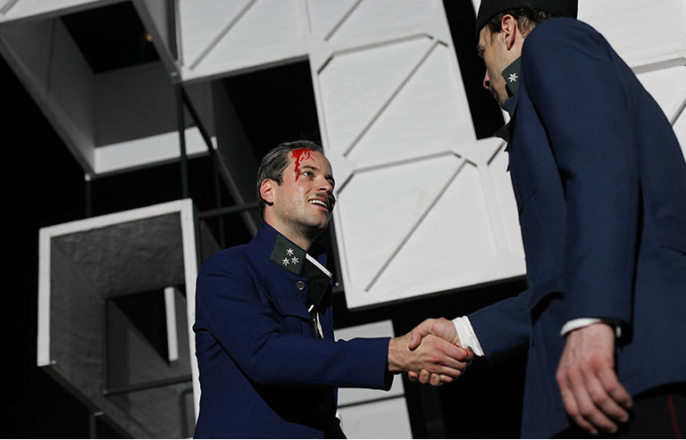 Radetzkymarsch, Josef Roth, Josefstadt, Regie Goerden, Bühne Merlo/Stengl, Kostüm Kirchleitner, F. Teichmeister, A. Absenger, Foto Schell