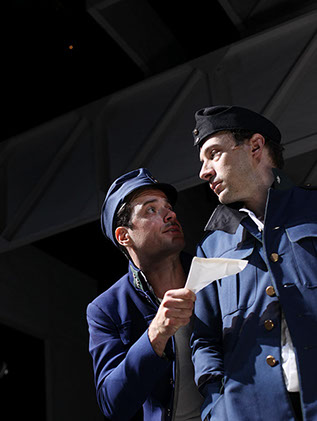 Radetzkymarsch, Josef Roth, Josefstadt, Regie Goerden, Bühne Merlo/Stengl, Kostüm Kirchleitner, F. Teichmeister, A. Absenger, Foto Schell