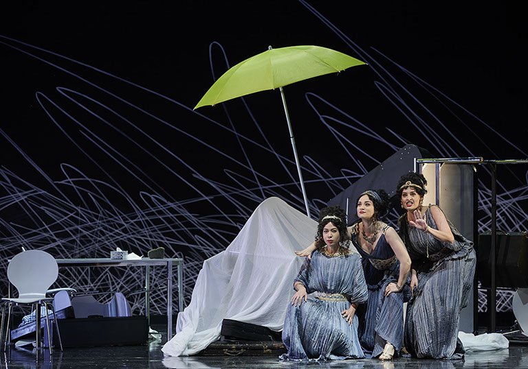 Am Ende Licht, S. Stephens, Regie E. Goerden, Merlo/Stengl, Rodewald, Dörr, Meguid, Röhrle, Hauter, Mühlenweg, Massafra, Krappatsch, Foto Ribbe